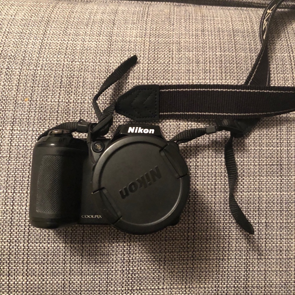 Nixon cool pic camera